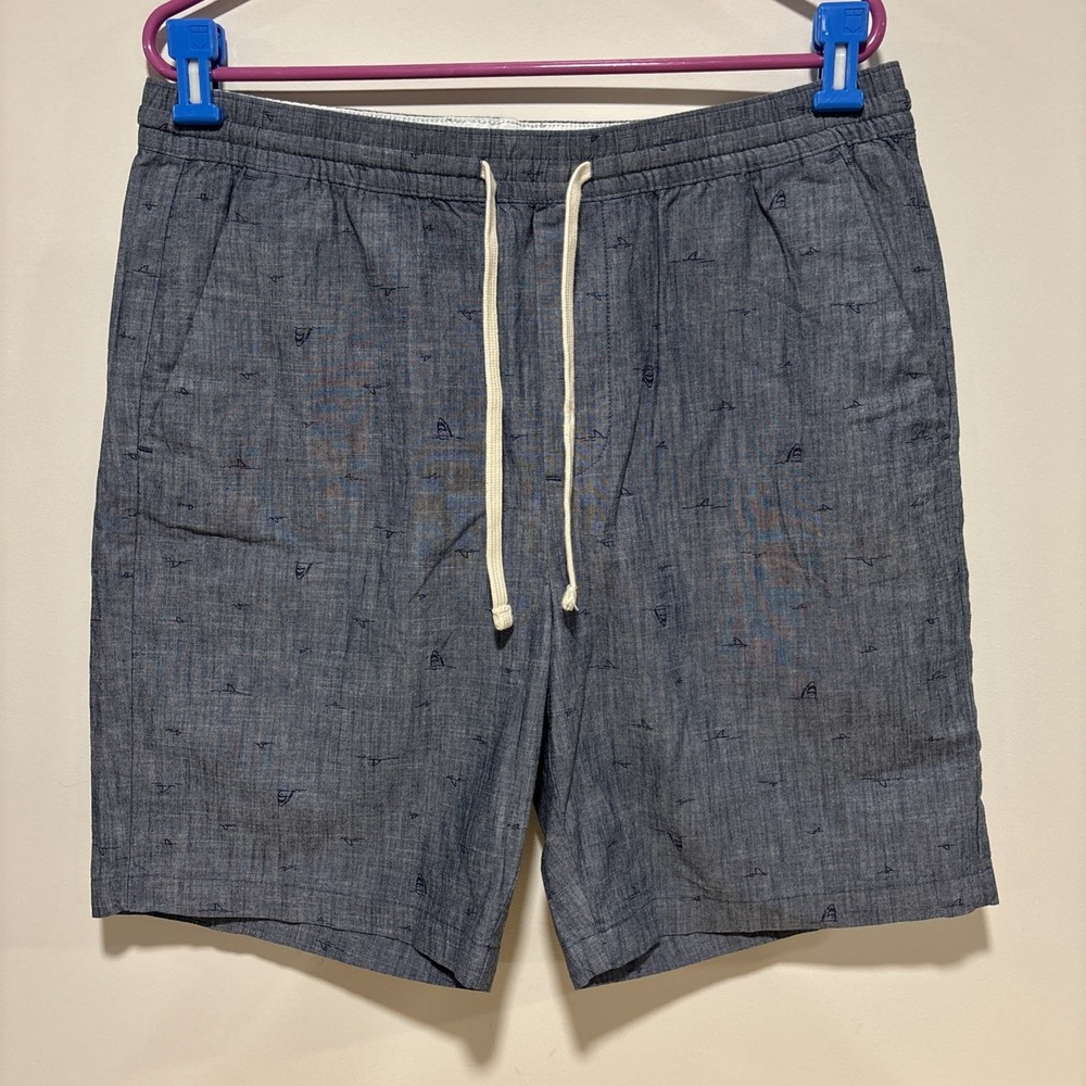 Banana Republic Deck Shorts Blue Shark Print Drawstring‎ Cotton Mens L Chambray